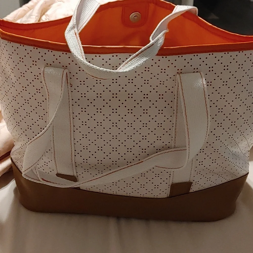 Like New White & Orange Tote Bag from the Image Skincare Collection EUC 2019 Ed.